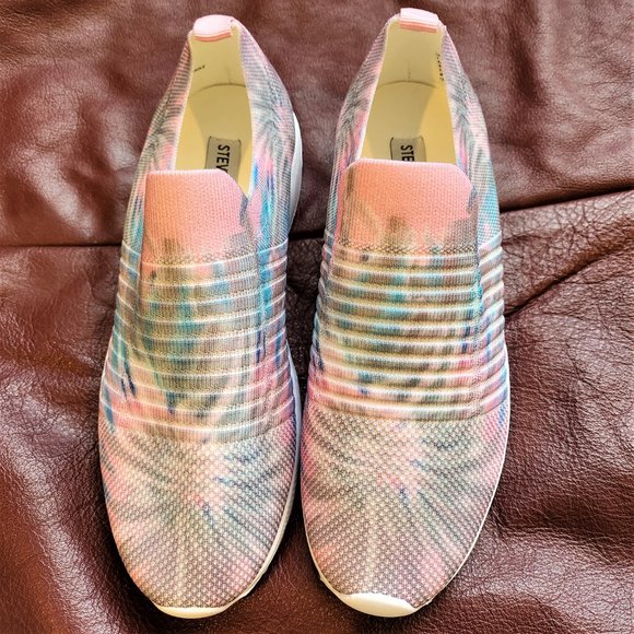 Women Casual shoes Slip-ons Size 7 Steve Madden Stretchy Brand New Multi Color - Picture 4 of 4